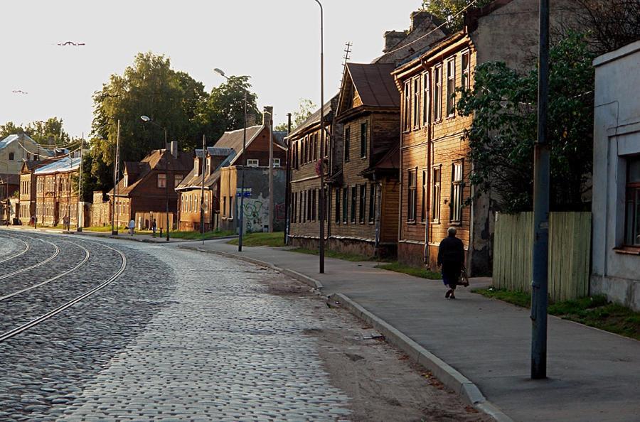 Premium Apartment In Quiet & Historical Area Riga Buitenkant foto